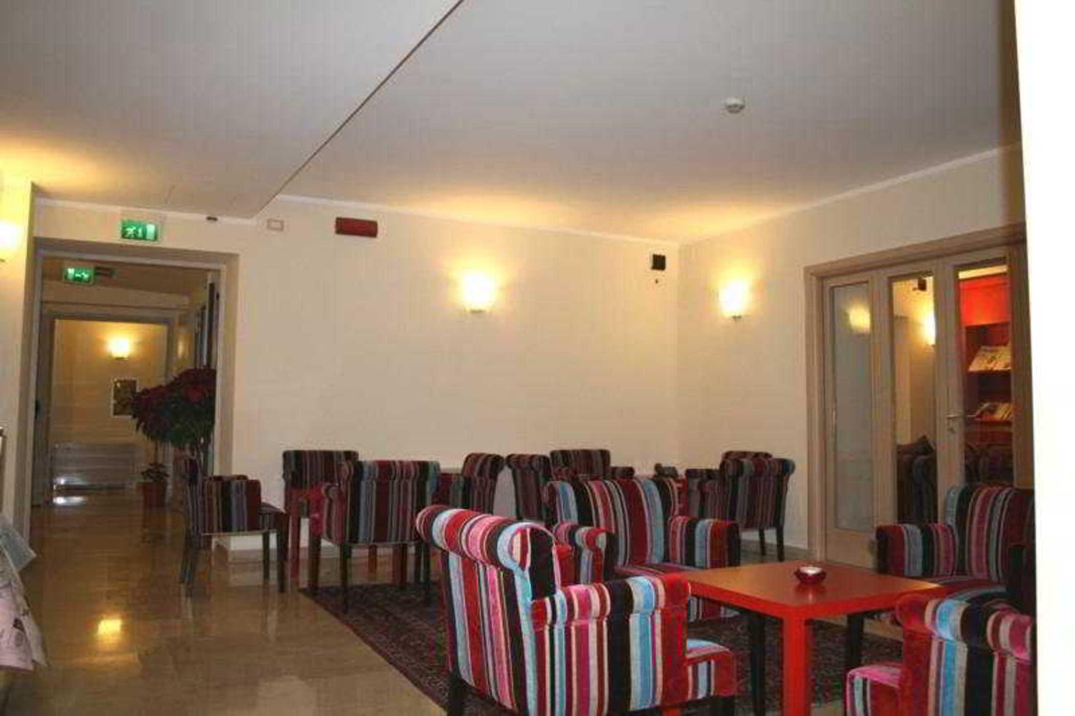 Hotel Garibaldi Palermo Esterno foto