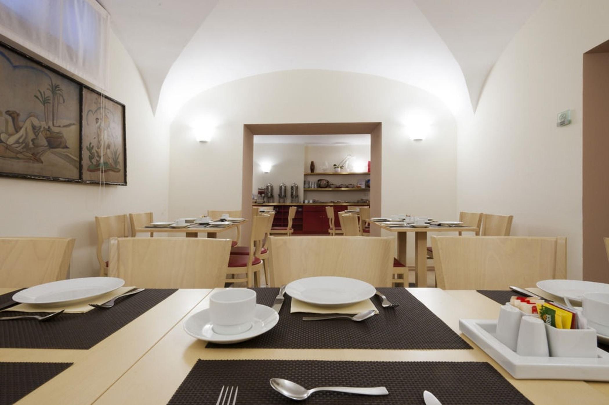 Hotel Garibaldi Palermo Esterno foto