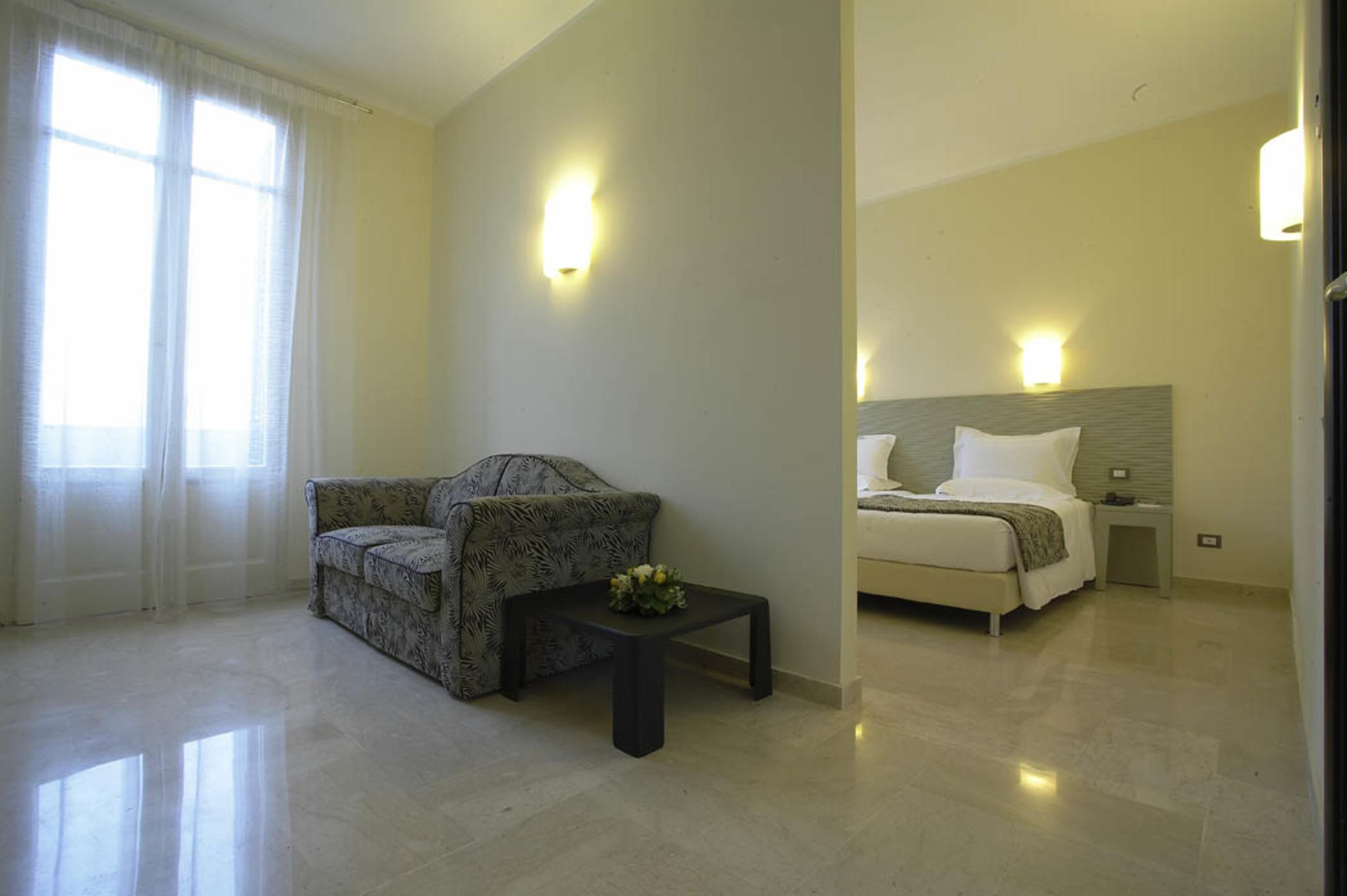 Hotel Garibaldi Palermo Esterno foto
